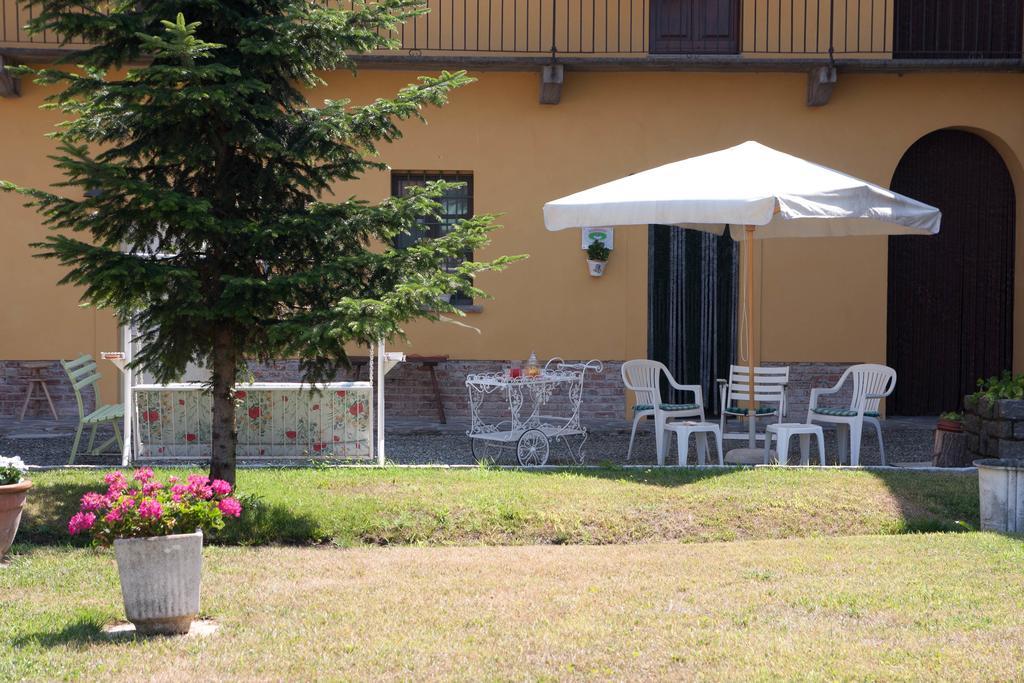 B&B Il Giarolo Cameriano Bagian luar foto